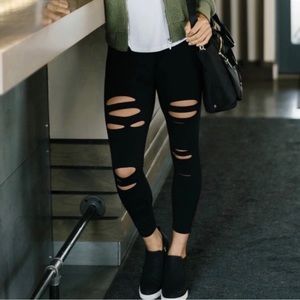 Zyia Black Slash 7/8 tight